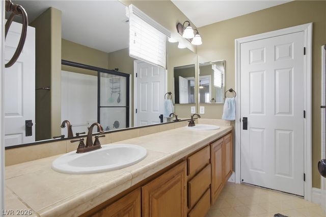 897 Via Del Tramonto Street, Henderson, NV 89011