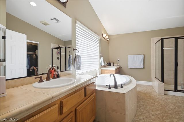 897 Via Del Tramonto Street, Henderson, NV 89011