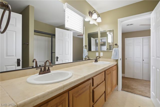 897 Via Del Tramonto Street, Henderson, NV 89011