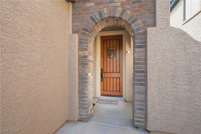 897 Via Del Tramonto Street, Henderson, NV 89011