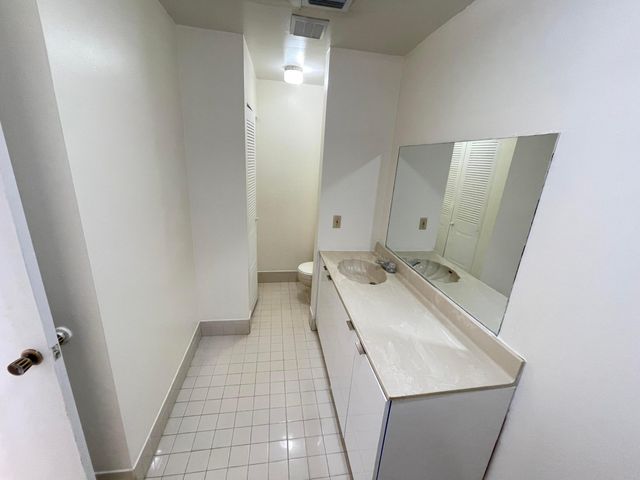 1852 My Place, West Palm Beach, FL 33417