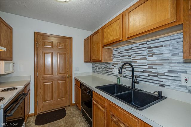 3805 Laurel Road, Brunswick, OH 44212