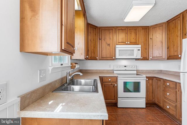 12 HERON ISLE CT, Ocean Pines, MD 21811