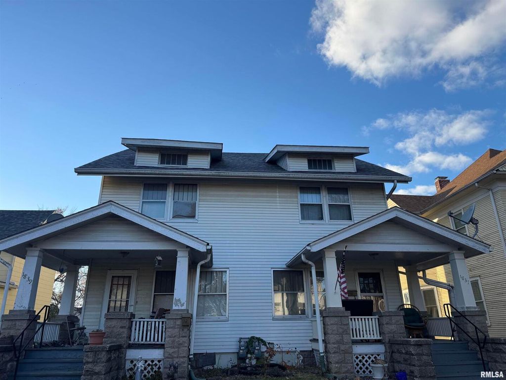 1837 & 1839 13TH Street, Moline, IL 61265