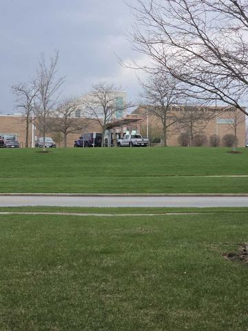 9950 Treetop Drive 340S, Orland Park, IL 60462