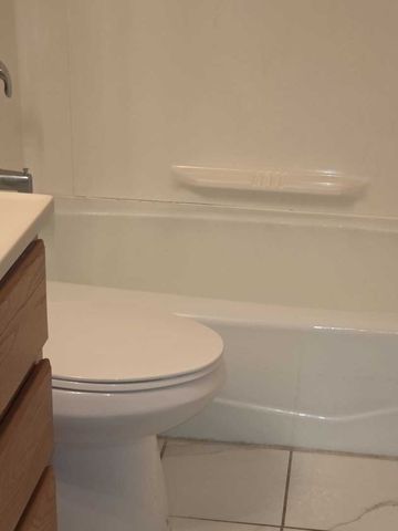 9950 Treetop Drive 340S, Orland Park, IL 60462