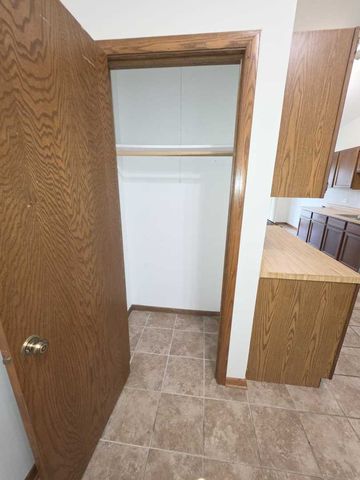 9950 Treetop Drive 340S, Orland Park, IL 60462