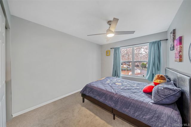 6 Denmark Court, Huntington, NY 11743