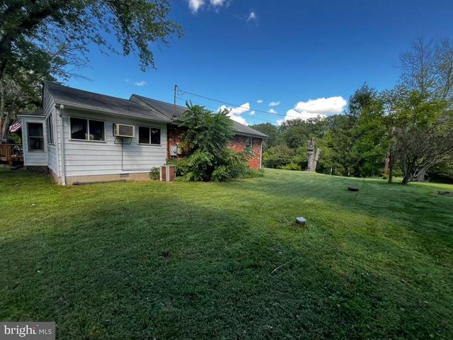 7840 OLD CAROLINA RD, Gainesville, VA 20155