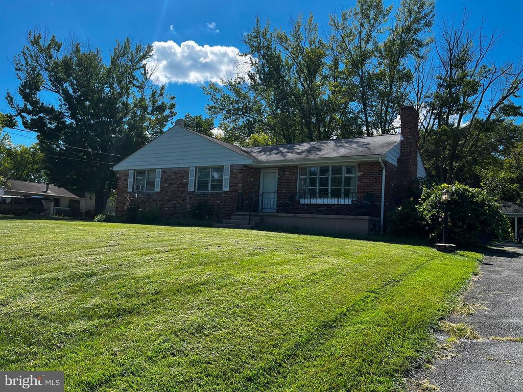 7840 OLD CAROLINA RD, Gainesville, VA 20155