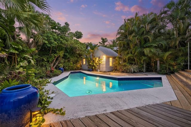 1917 BAHIA VISTA STREET, Sarasota, FL 34239