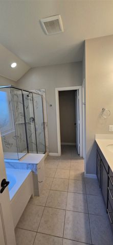 2516 Linwood Drive, Mansfield, TX 76084