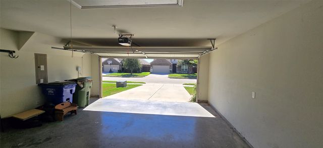 2516 Linwood Drive, Mansfield, TX 76084