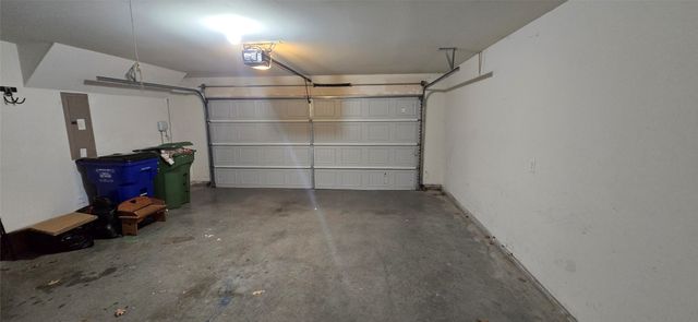 2516 Linwood Drive, Mansfield, TX 76084