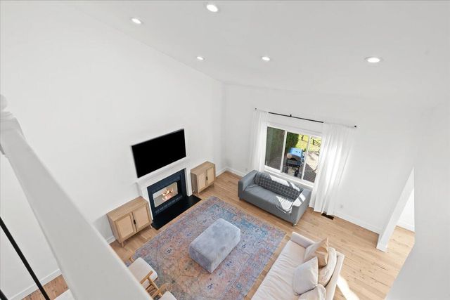 1040 Wildwood Lane, Canton, MI 48188