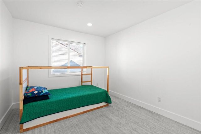 1040 Wildwood Lane, Canton, MI 48188