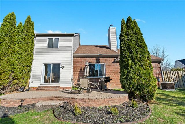 1040 Wildwood Lane, Canton, MI 48188