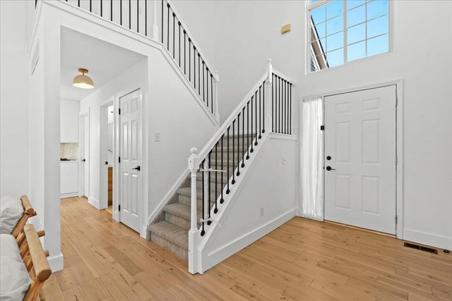 1040 Wildwood Lane, Canton, MI 48188