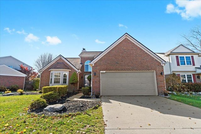 1040 Wildwood Lane, Canton, MI 48188