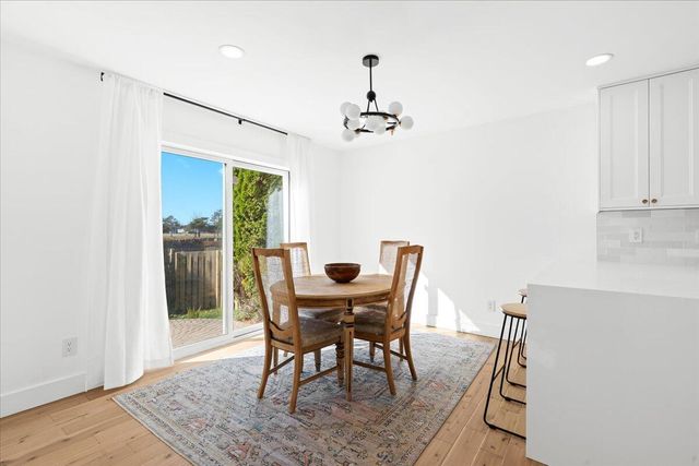 1040 Wildwood Lane, Canton, MI 48188