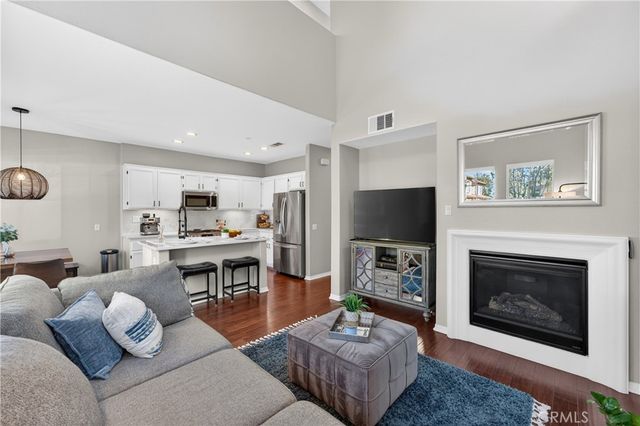 3065 N Torrey Pine, Orange, CA 92865