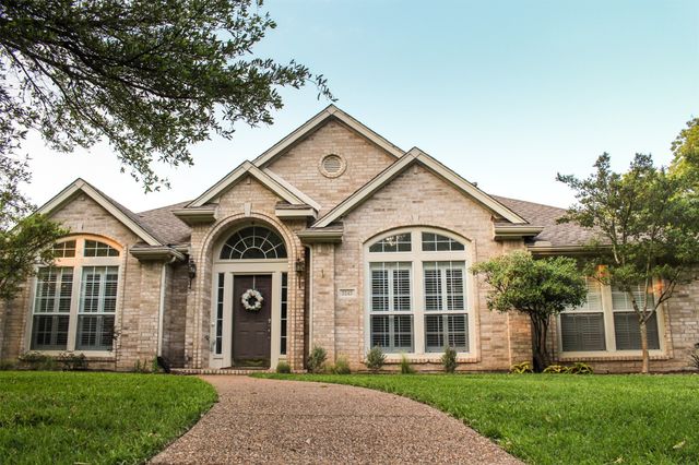 7247 Brennans Drive, Dallas, TX 75214