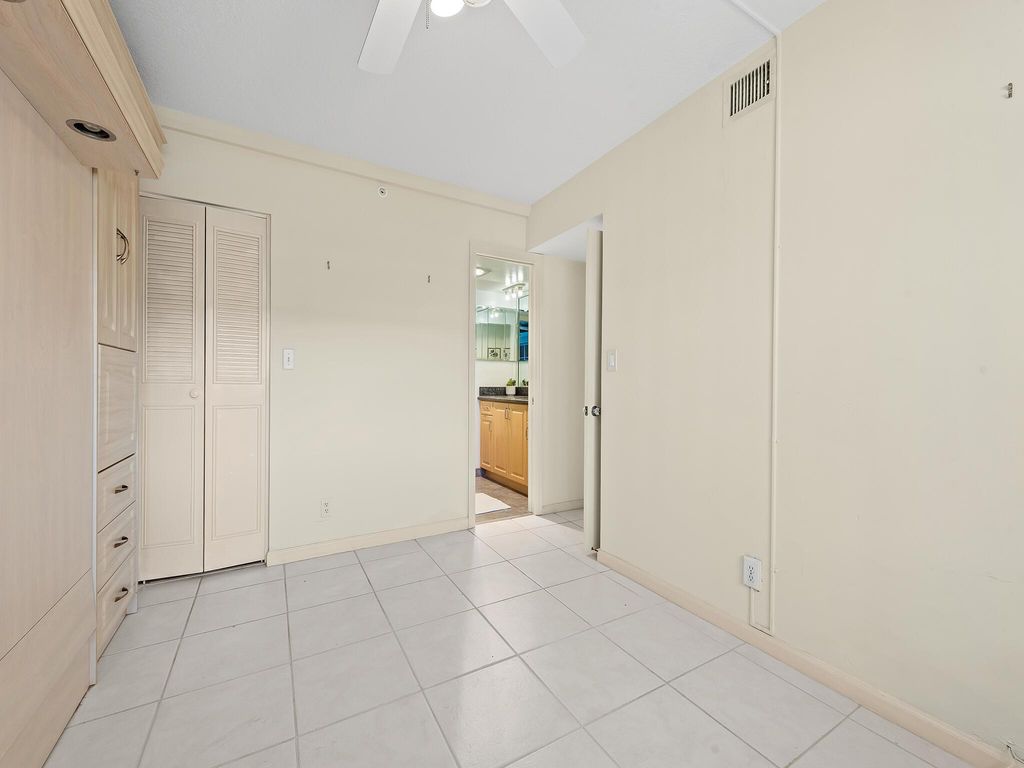 Image 14 of property listing at 3300 S Ocean Boulevard 123-C, Highland Beach, FL 33487