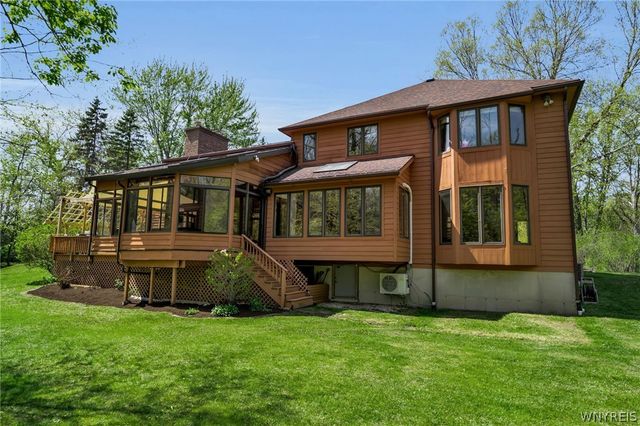 4789 Shimerville Road, Clarence, NY 14031
