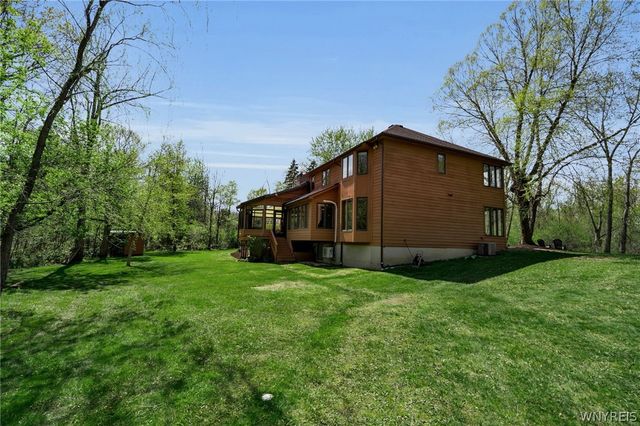 4789 Shimerville Road, Clarence, NY 14031