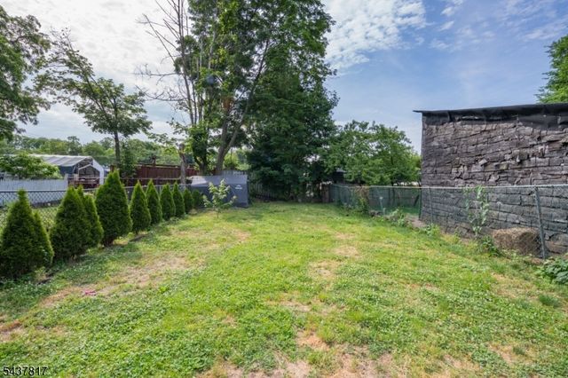 754 Saint Marys Ave, Plainfield City, NJ 07062