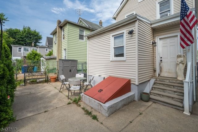 754 Saint Marys Ave, Plainfield City, NJ 07062