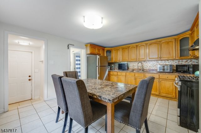 754 Saint Marys Ave, Plainfield City, NJ 07062