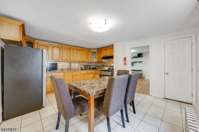 754 Saint Marys Ave, Plainfield City, NJ 07062