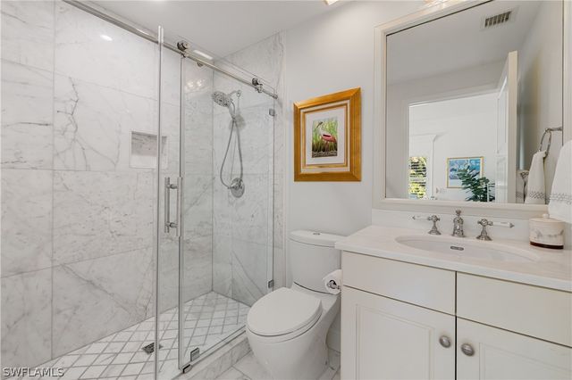 292 14th AVE S A, Naples, FL 34102