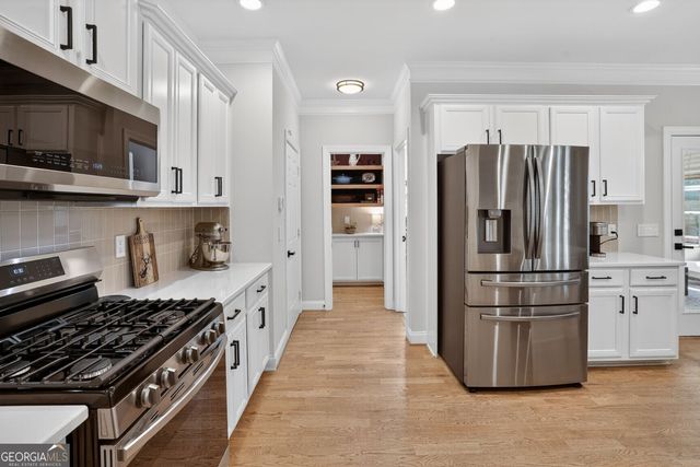 8230 Gracen Drive, Gainesville, GA 30506