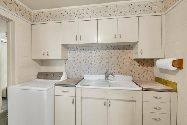 4819 62nd St, Sacramento, CA 95820