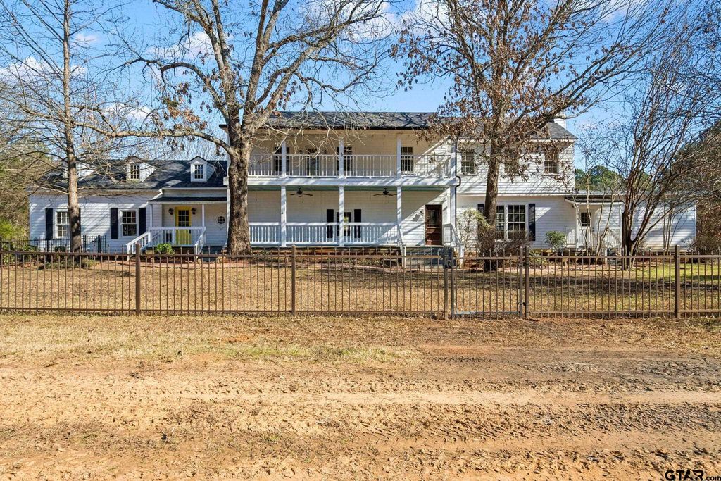 18621 County Road 477, Lindale, TX 75771