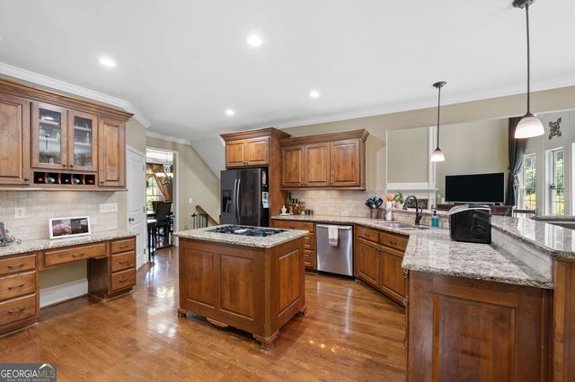 125 Ridge View Court, Acworth, GA 30101