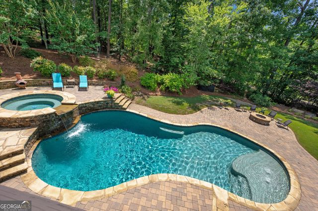 125 Ridge View Court, Acworth, GA 30101