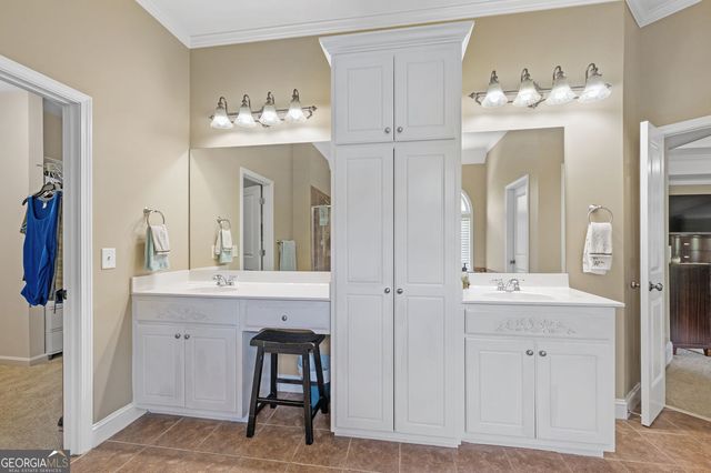 125 Ridge View Court, Acworth, GA 30101