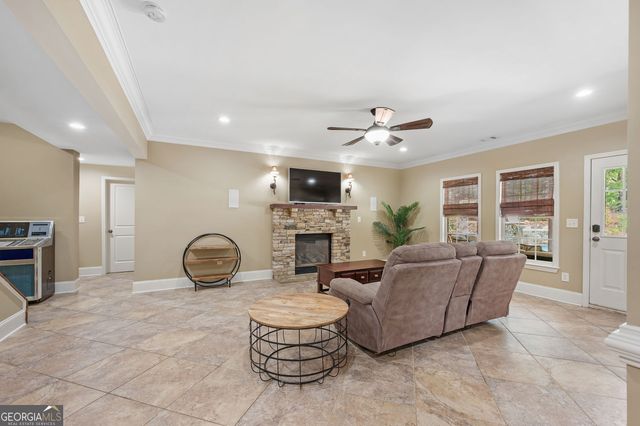 125 Ridge View Court, Acworth, GA 30101