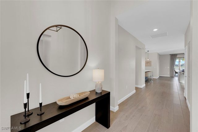 18664 Ives DR, Estero, FL 33928