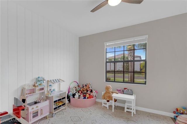 18664 Ives DR, Estero, FL 33928