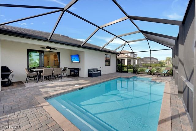 18664 Ives DR, Estero, FL 33928