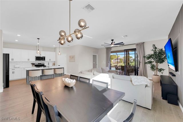 18664 Ives DR, Estero, FL 33928