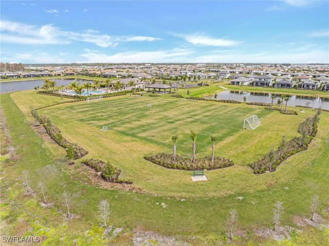 18664 Ives DR, Estero, FL 33928