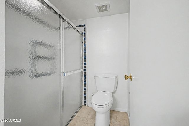 621 E CALAVAR Road, Phoenix, AZ 85022