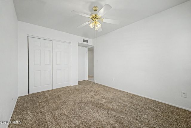 621 E CALAVAR Road, Phoenix, AZ 85022