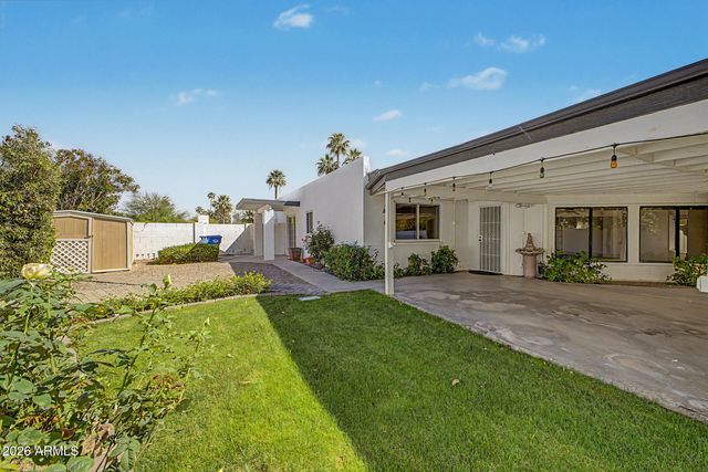 621 E CALAVAR Road, Phoenix, AZ 85022