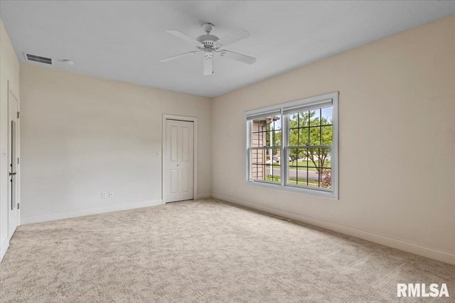 2400 Aaron Court, Springfield, IL 62704